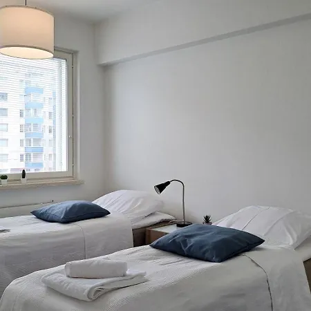 Kotimaailma - Parvekkeellinen Keskustakolmio - Rongankatu * Tampere