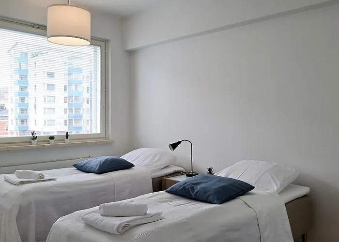 Kotimaailma - Parvekkeellinen Keskustakolmio - Rongankatu * Tampere